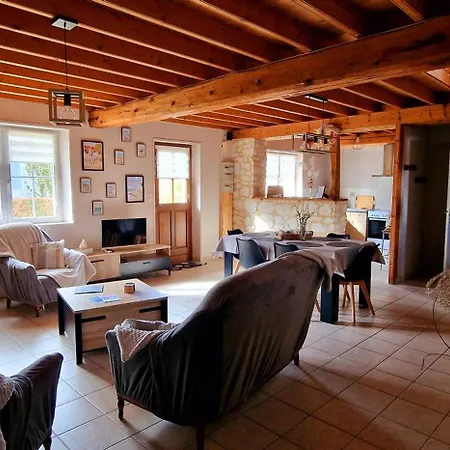 La Grange Hébergement de vacances *